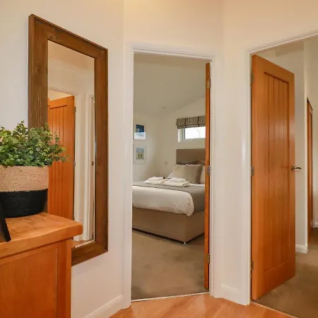 14 Horizon View